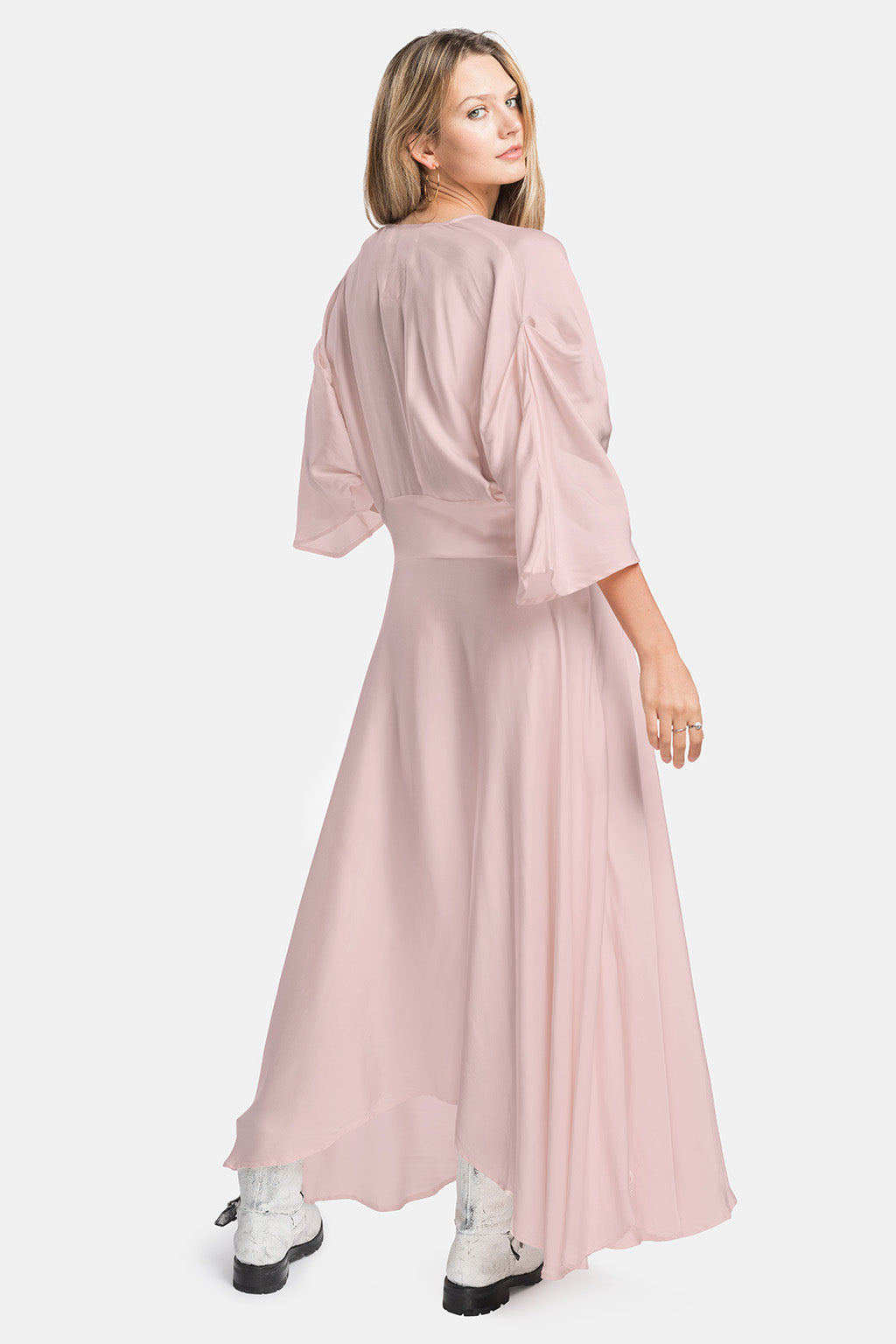 pink flowy dress