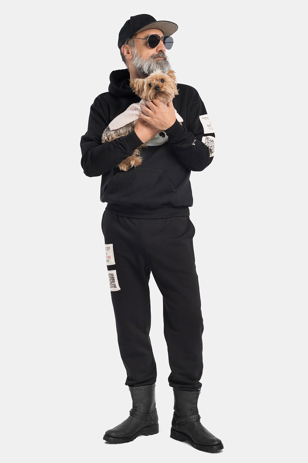 sustainable sweatsuit in black
